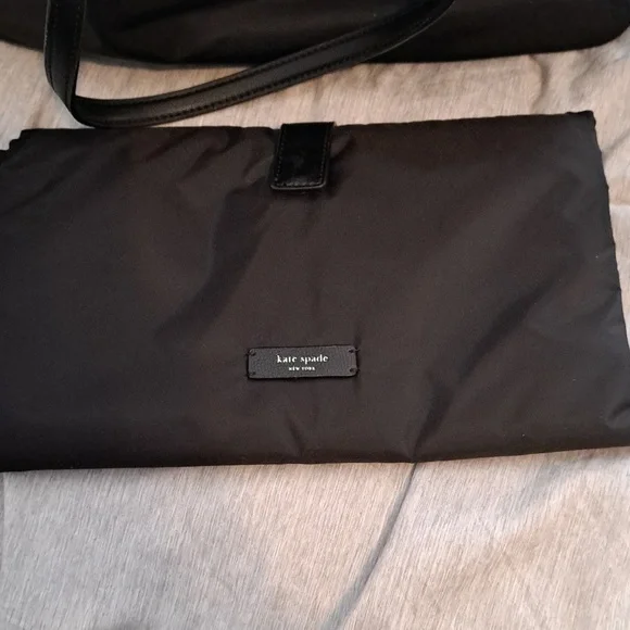 NWOT Kate Spade Kaylie Diaper Bag ♠️ - Picture 3 of 9